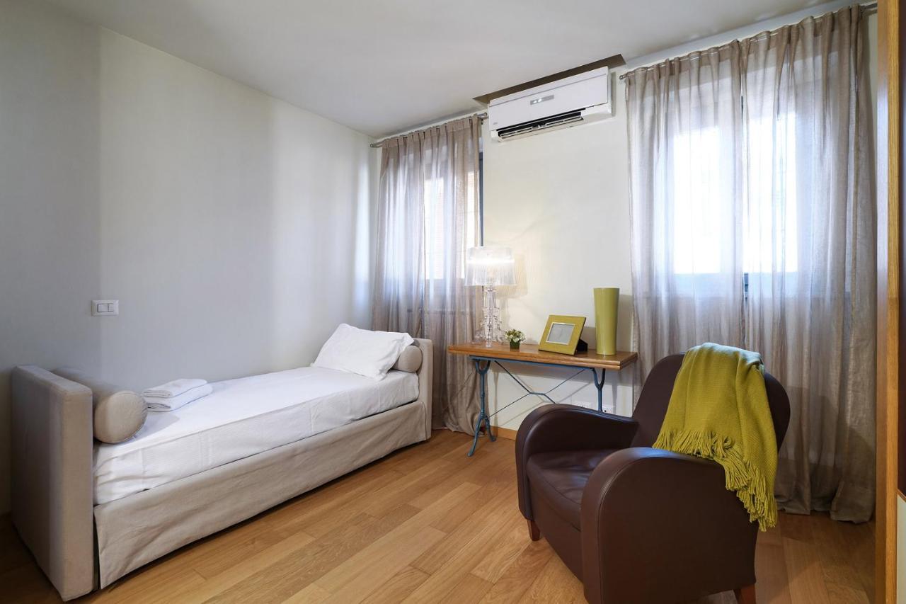Contempora Apartments - Fiori Chiari 26 Milano Esterno foto
